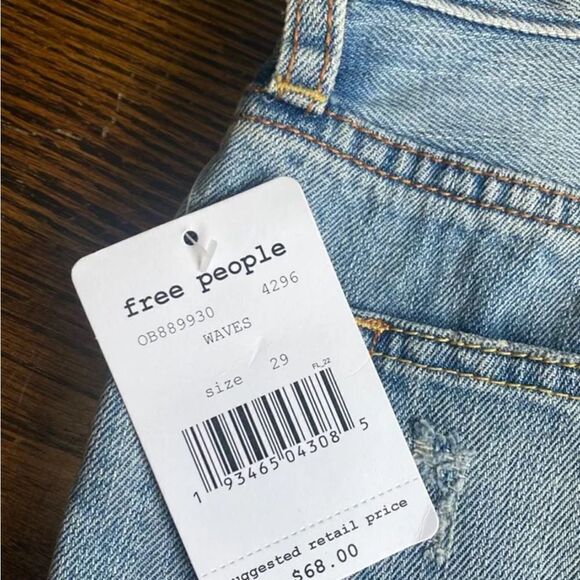 Free People Denim shorts - Picture 5 of 7